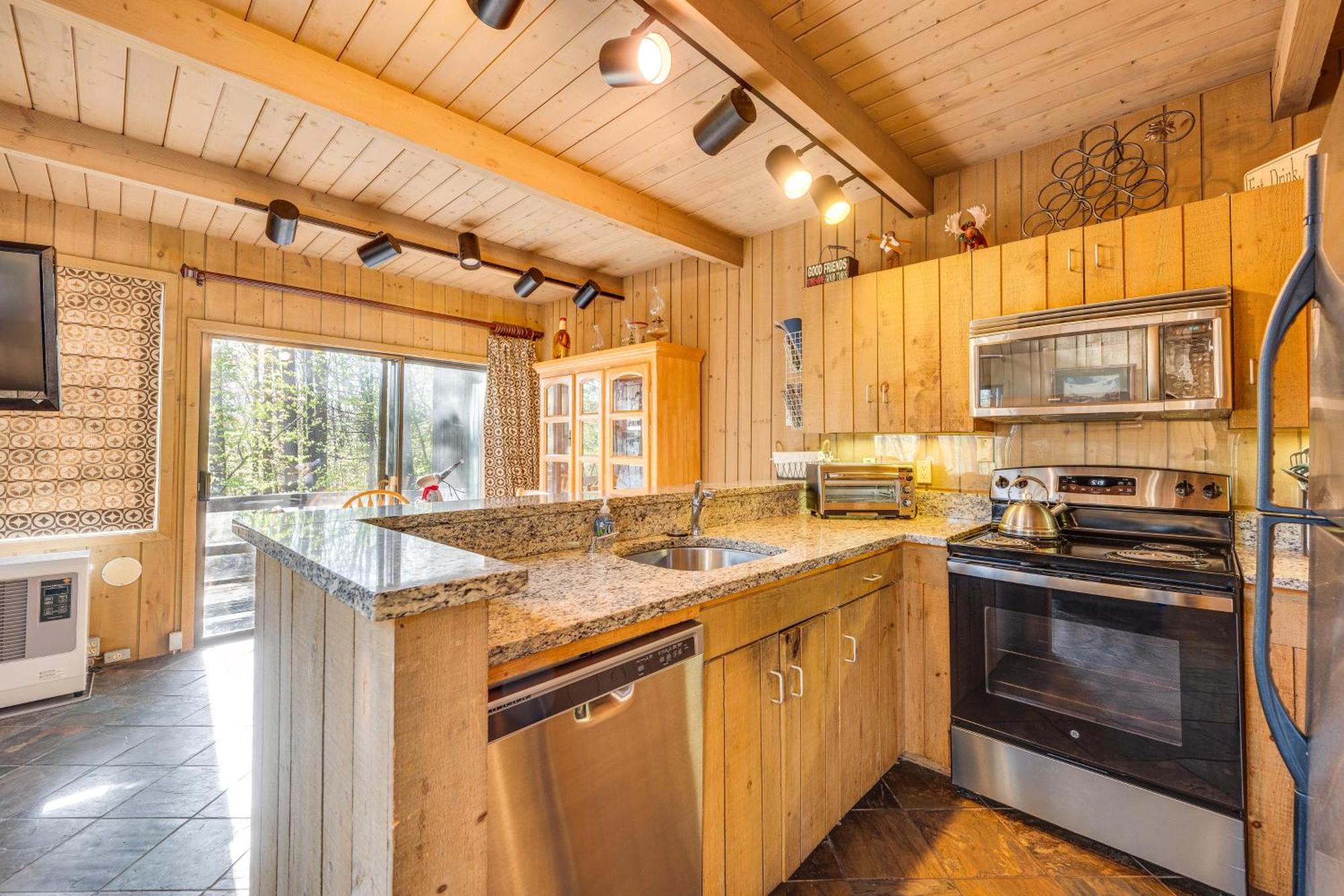 All-Season Conway Condo With Gas Grill! North Conway Exteriér fotografie